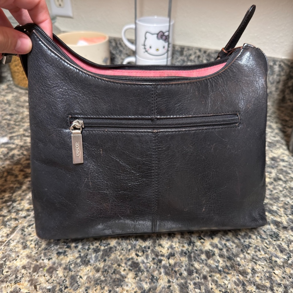 ❤️HOBO  international Black Leather Shoulder Bag with Pink Lining